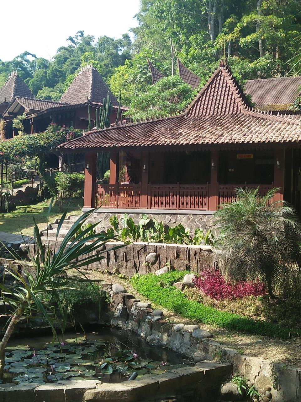 Green Valley Resort Bandungan Luaran gambar